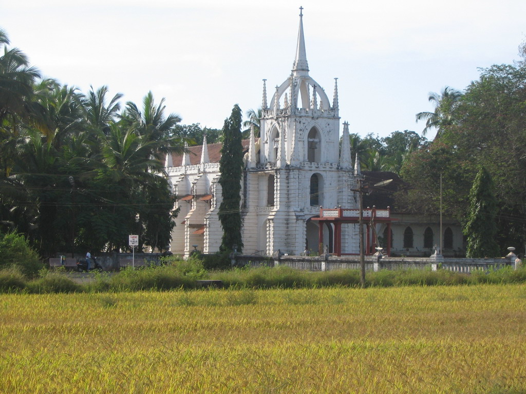 Front of the Mãe de Deus Church at Saligao