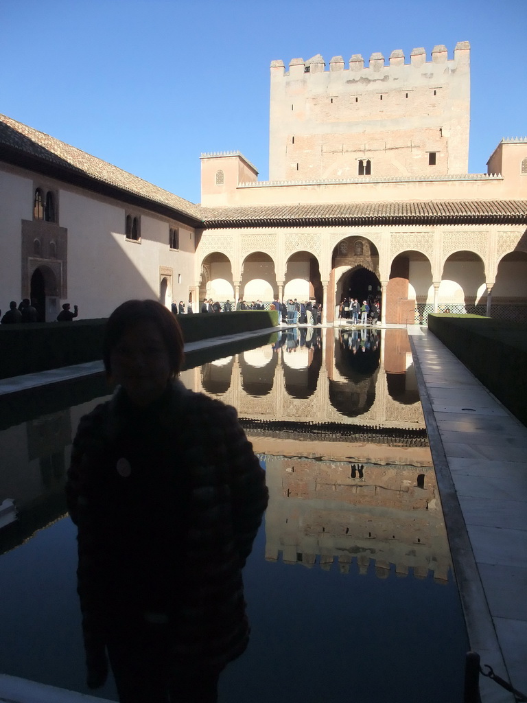 Miaomiao at the pond at the Patio de los Arrayanes courtyard and the Salón de los Embajadores at the Alhambra palace