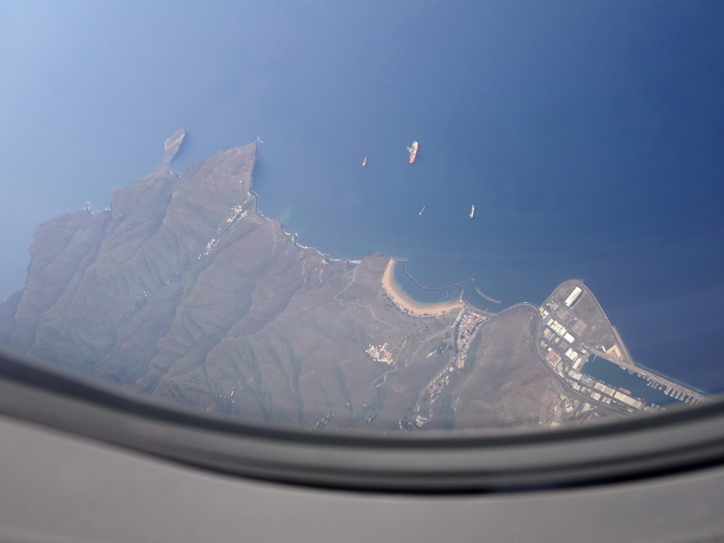The town of San Andrés and the Playa de Las Teresitas beach, viewed from the airplane to Amsterdam