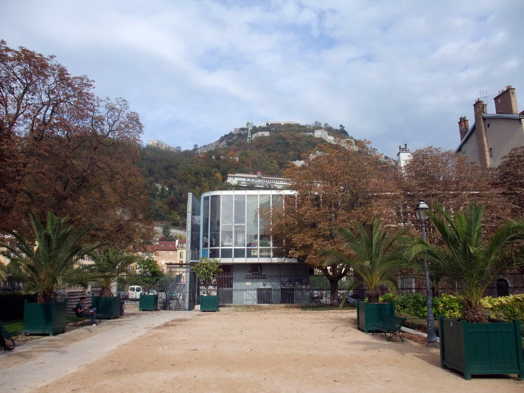 The entry point of the cable lift (Téléphérique) to the Bastille