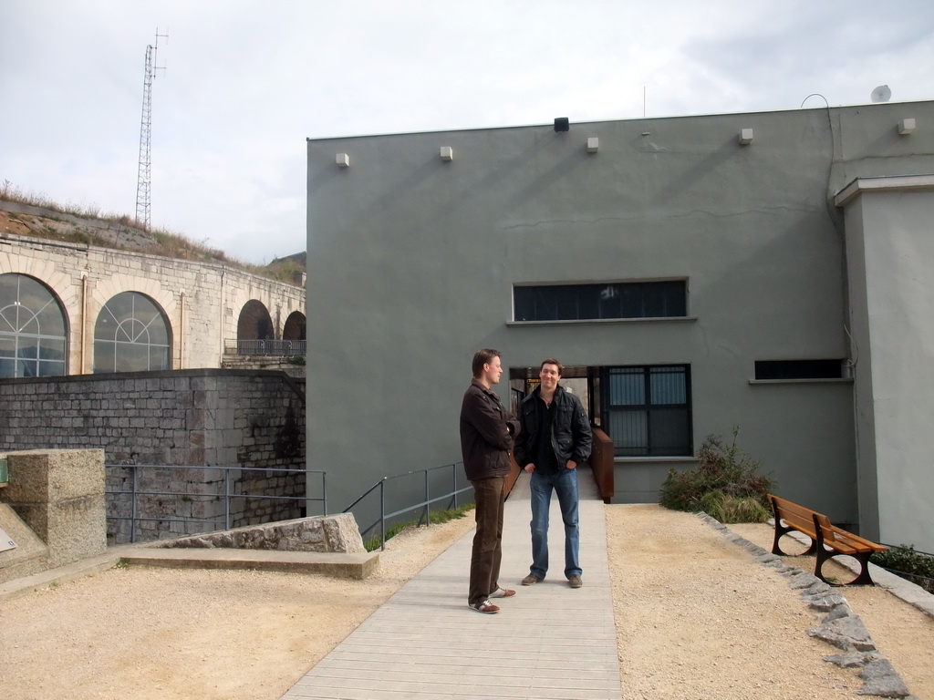 Tim and David at the Terrasse des Géologues at the Bastille