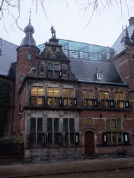 Left front of the Provinciehuis building, at the Martinikerkhof square