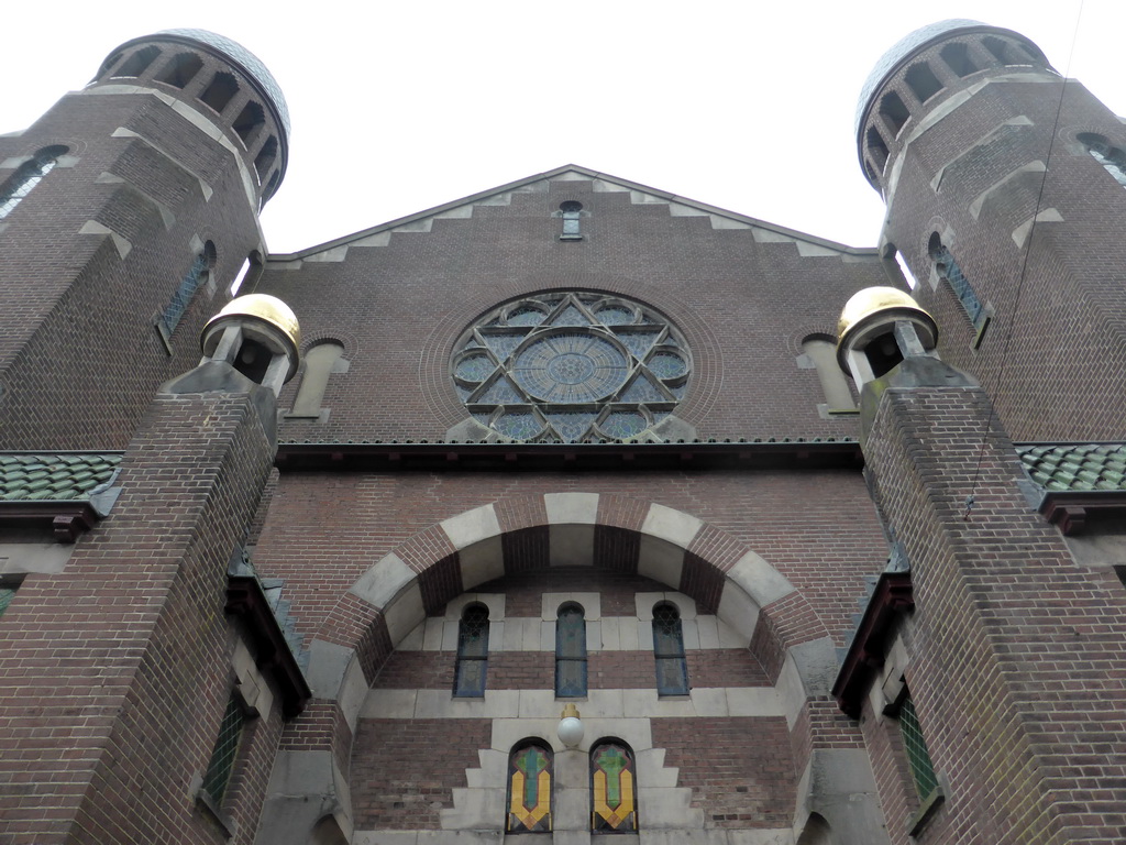 Front of the Groningen Synagogue at the Folkingestraat street