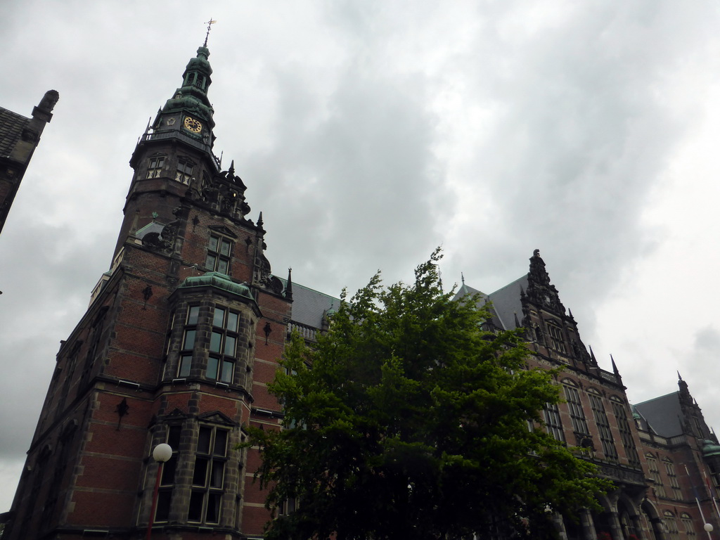 Front of the Academiegebouw building at the Broerstraat street