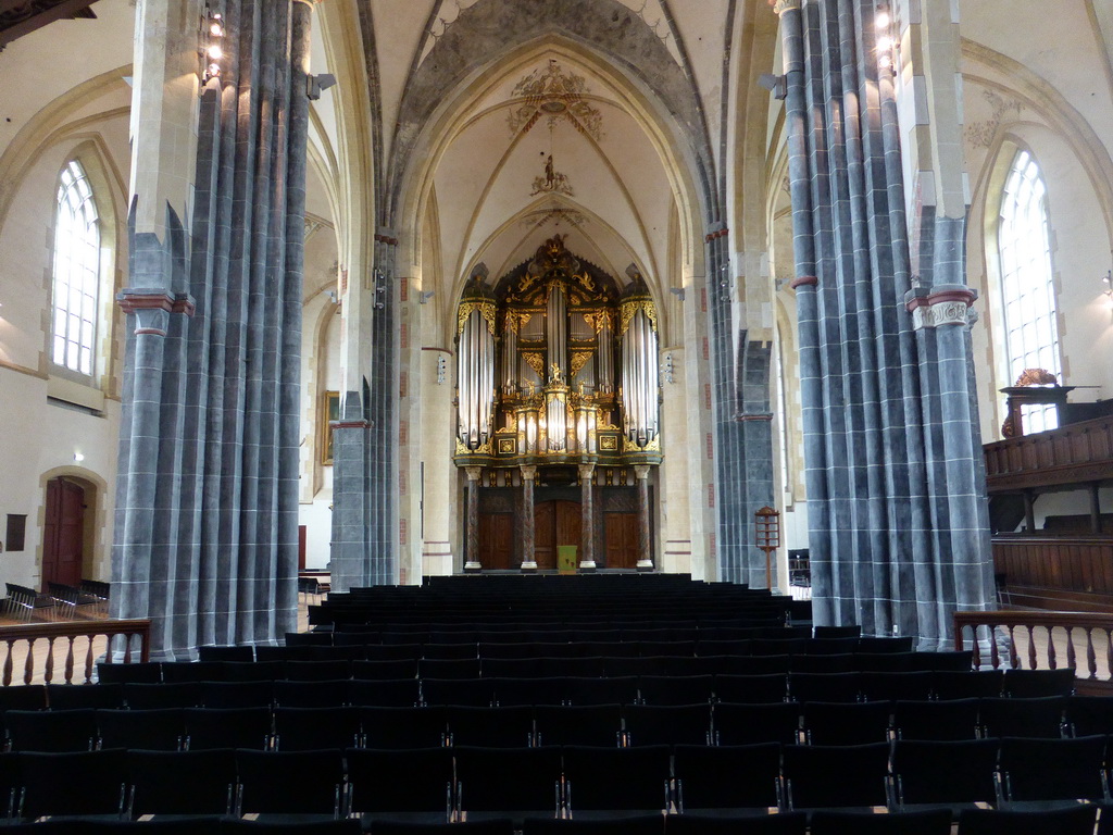Nave and the Schnitger-Hinsz organ of the Martinikerk church