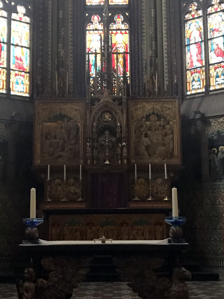 High altar of the Sint-Jozefkerk church