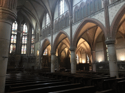 Nave, apse and high altar of the Sint-Jozefkerk church