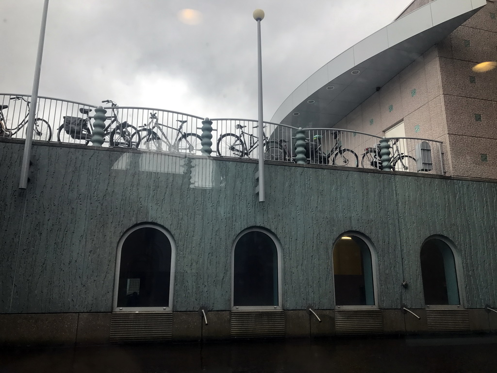 Left front of the Groninger Museum and the Verbindingskanaal canal, viewed from the Lower Floor