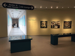Exhibition on Ruloff Manuputty, at the Lower Floor of the Groninger Museum, with explanation