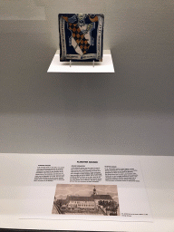 Painted tile from the Aduard Monastery, at the Lower Floor of the Groninger Museum, with explanation and photograph