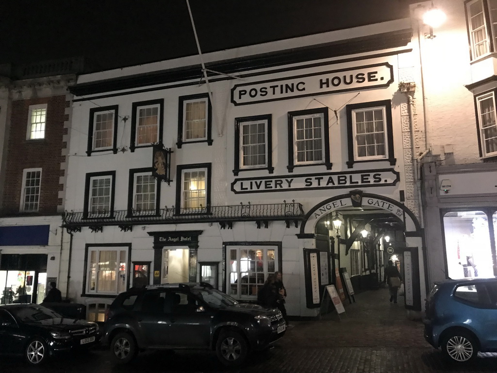 The Angel Gate at High Street, by night