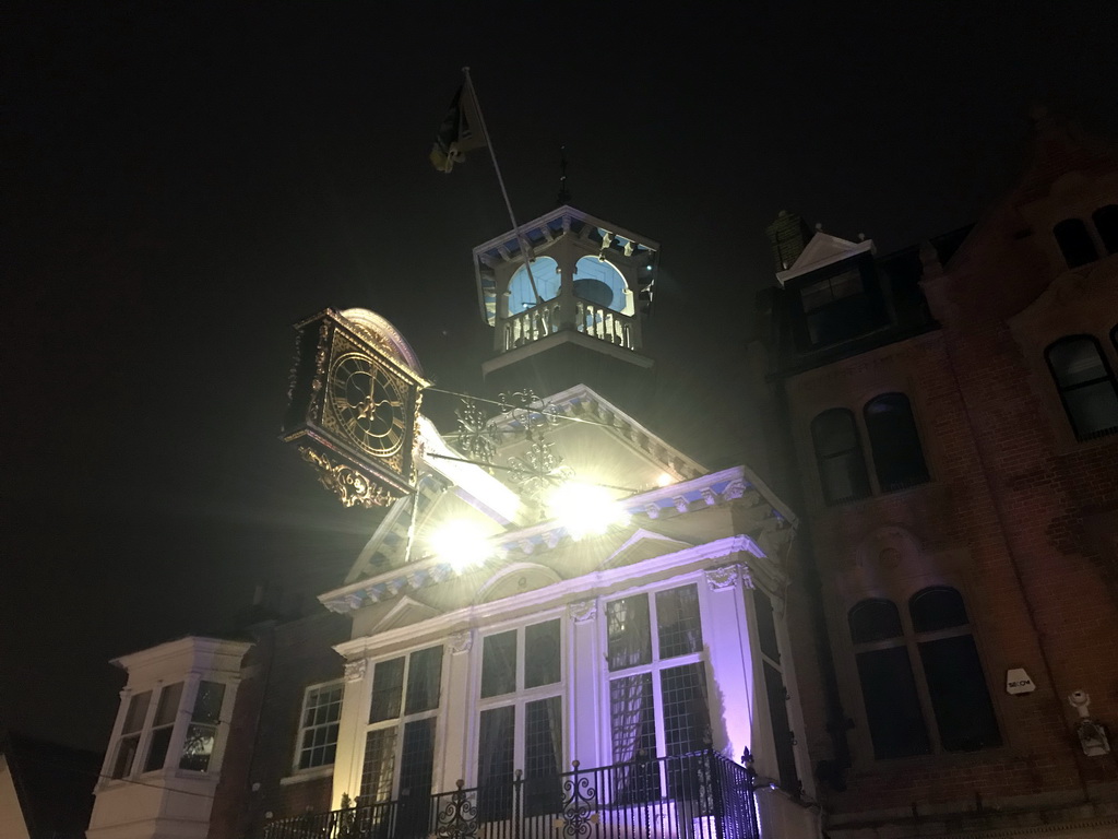 Facade of the Guildhall at High Street, by night