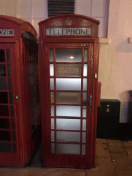 Old British telephone cell at Tunsgate, by night
