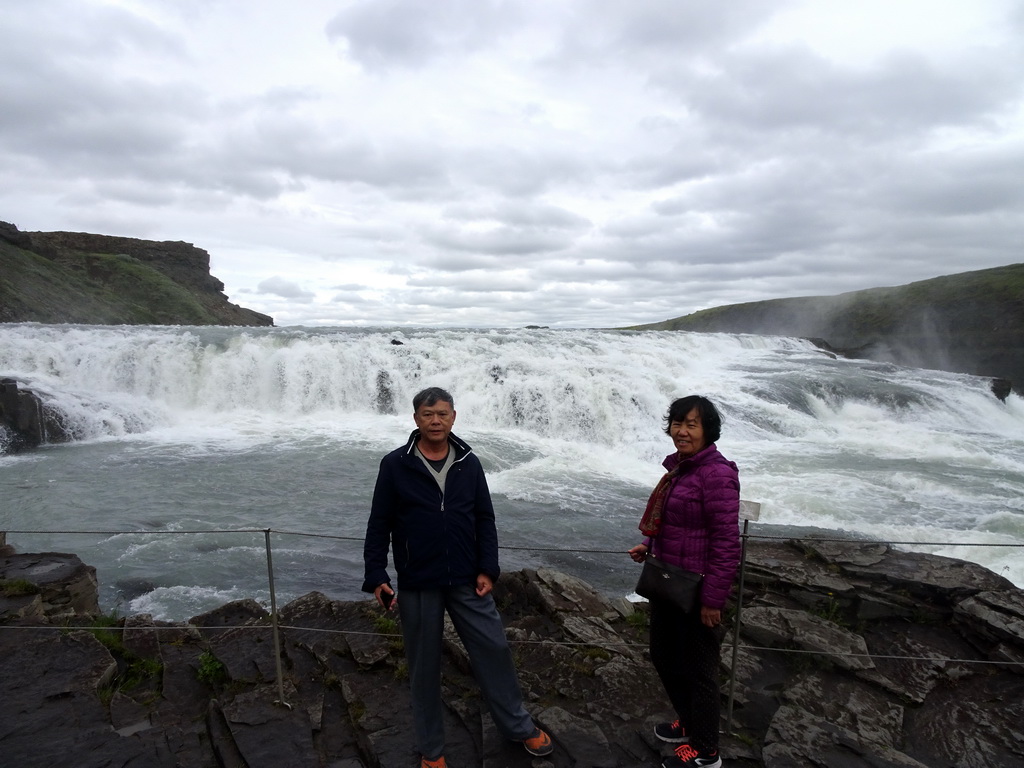 Miaomiao`s parents at the closeby viewpoint of the Gullfoss waterfall, with a view on the upper part