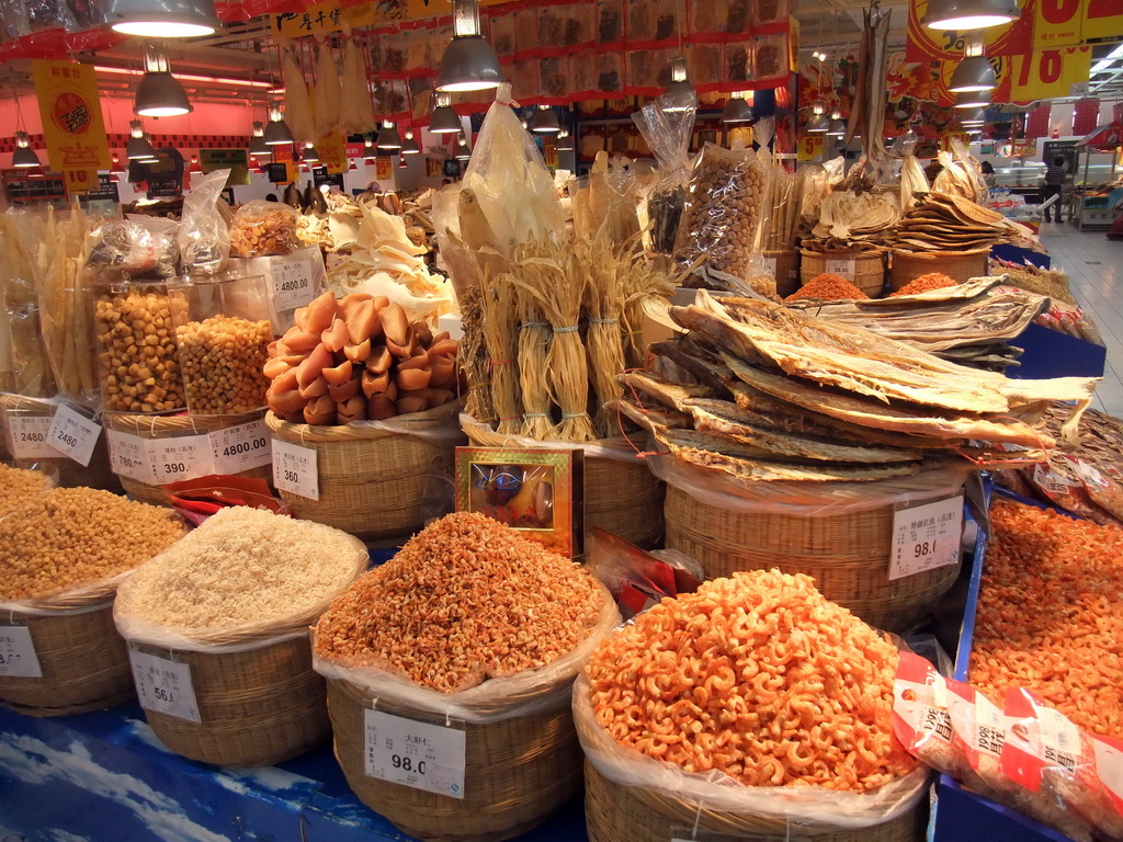 Dried food at the Carrefour supermarket
