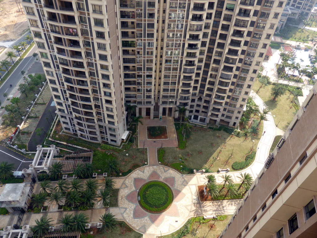 Square and apartment buildings at the east side of the city, viewed from the balcony of the apartment of Miaomiao`s sister