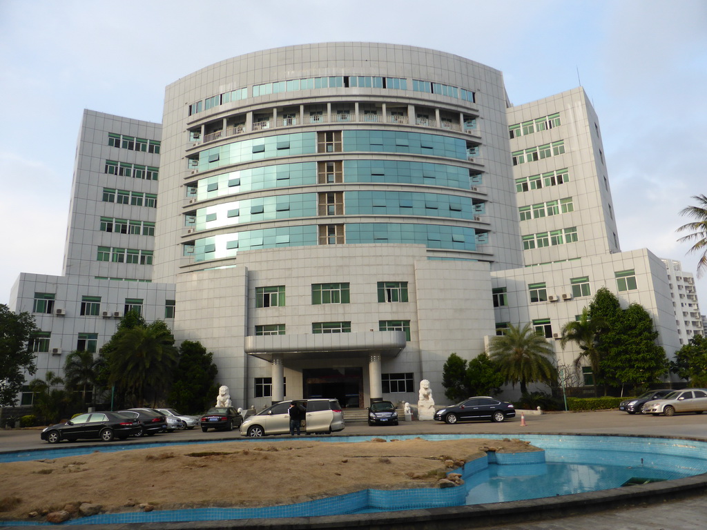 Front of the office of Miaomiao`s sister at Meixiang Road