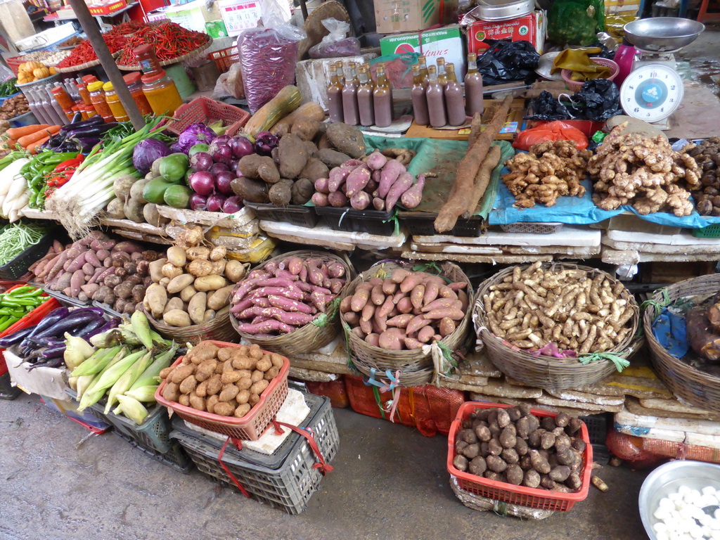 Vegetables at the open market at Xinmin East Road