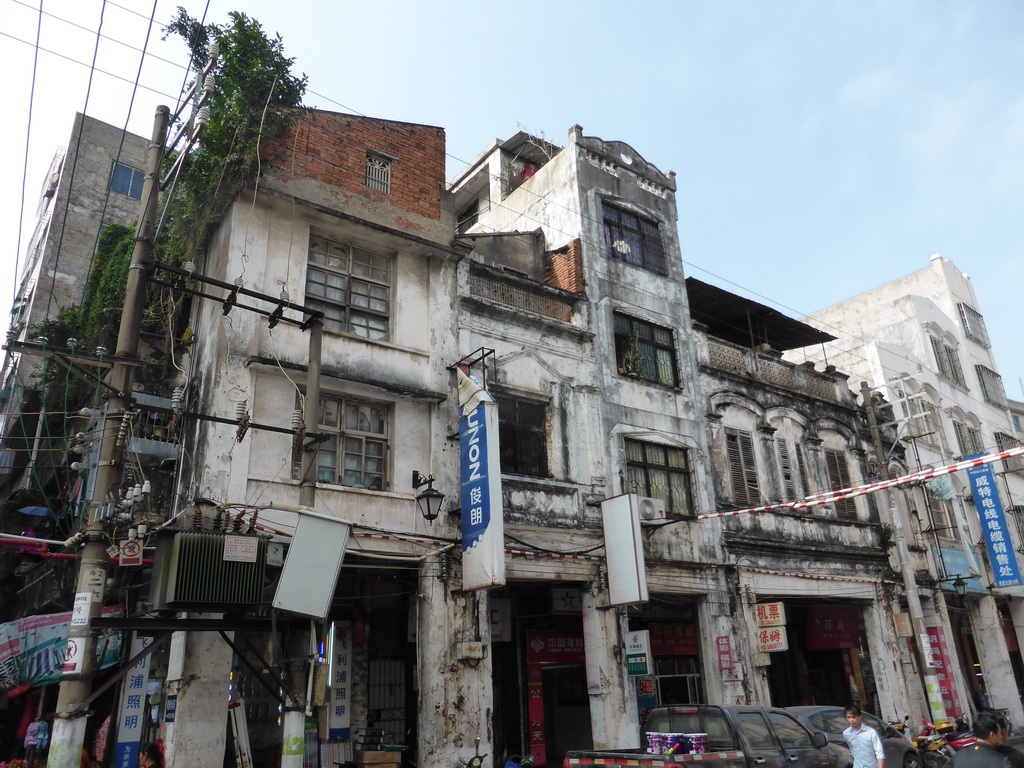 Old buildings at Zhendong street