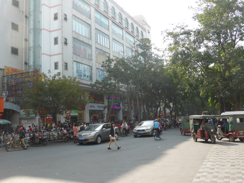 Rickshaws at Xinhua North Road
