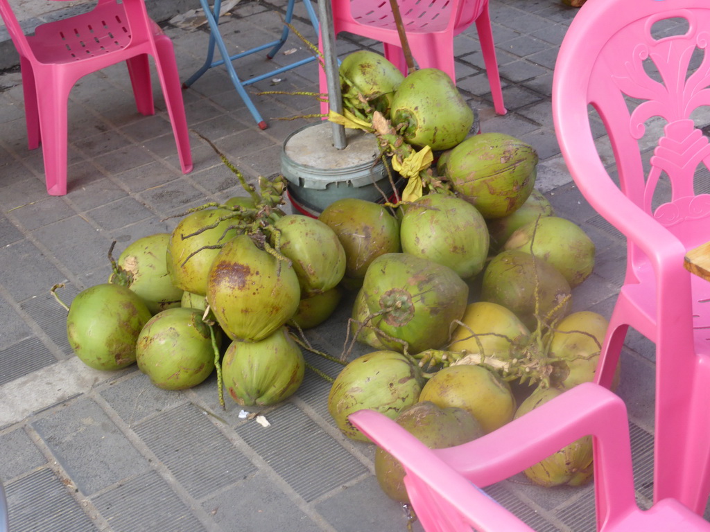 Coconuts at a terrace at Zhongshan Road