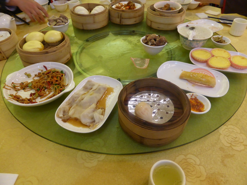 Dim sum at a restaurant at Datong Road