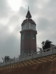 Clock tower at the Holiday Beachside Resort at Binhai Avenue