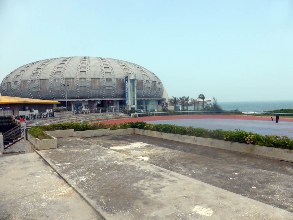 Theatre and Skate Arena at the Holiday Beachside Resort at Binhai Avenue