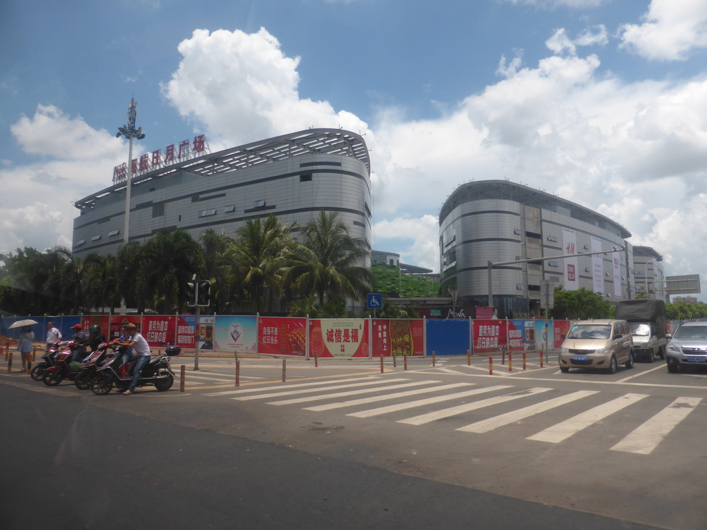 Shopping mall at Longkun South Road, viewed from the car