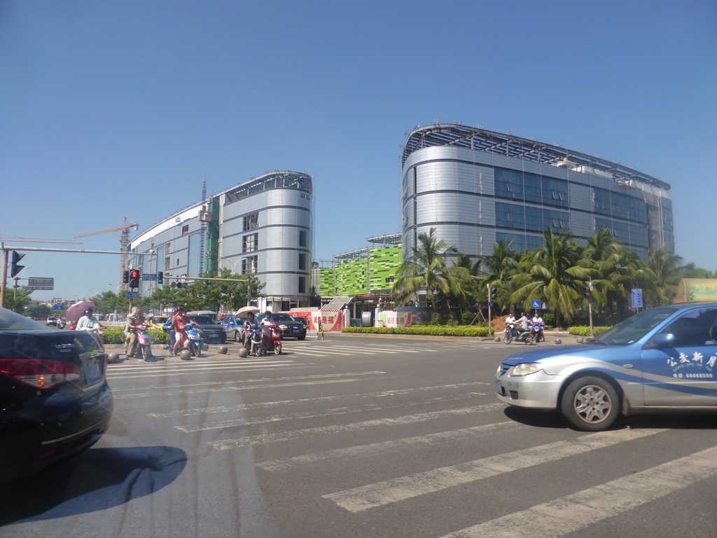 Shopping mall at Longkun South Road, viewed from the car