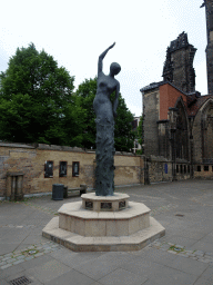 Statue at the south side of the St. Nikolai Memorial