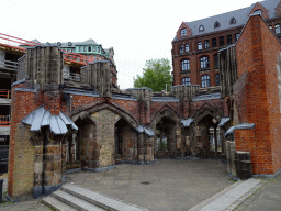 Ruins at the northeast side of the St. Nikolai Memorial