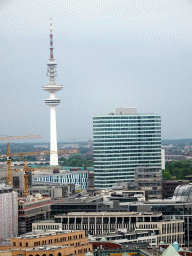 The northwest side of the city with the Heinrich-Hertz-Turm tower, viewed from the tower of the St. Nikolai Memorial