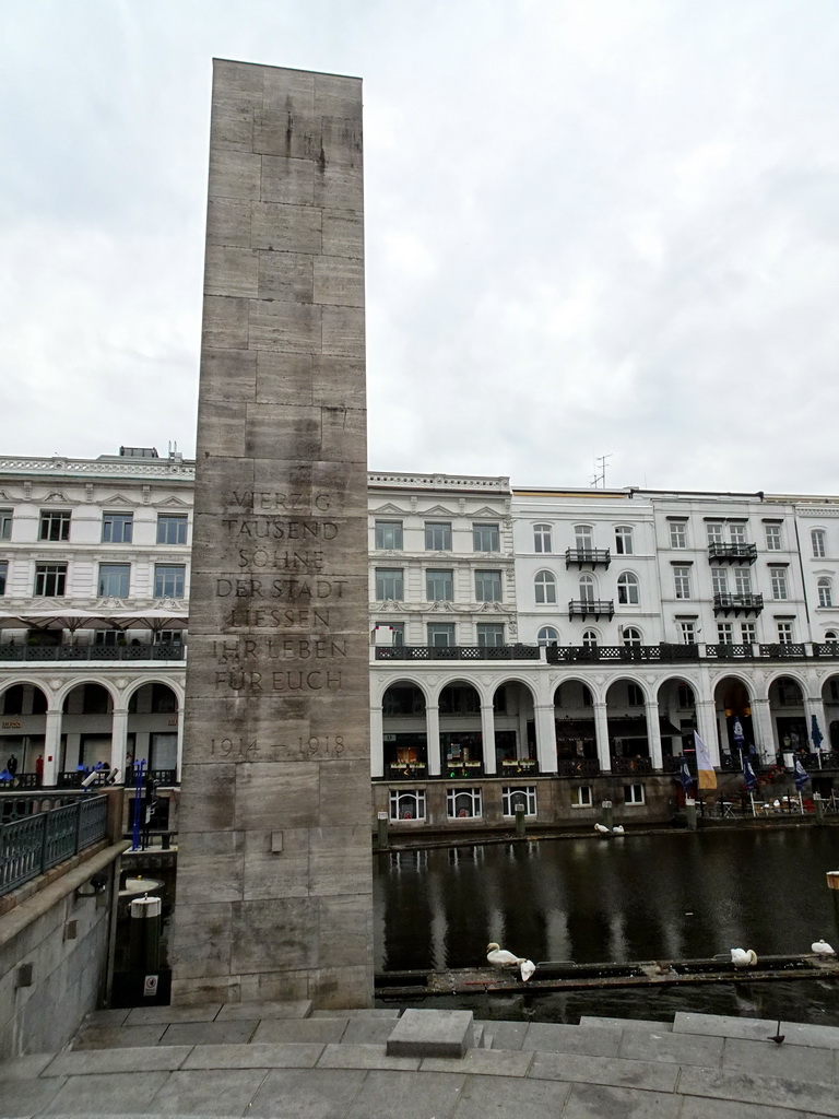 The Hamburger Ehrenmal monument at the Schleusenbrücke bridge over the Kleine Alster river