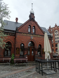 South side of the Fleetschlösschen restaurant at the Brooktorkai street