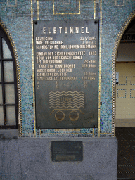Information on the St. Pauli Elbe Tunnel