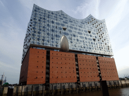 Northeast side of the Elbphilharmonie concert hall, viewed from the Am Kaiserkai bridge