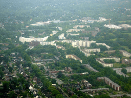 hamburg_1_012 - 357 kb - 1024x768 - Buildings on the north side of the city, viewed from the airplane from Amsterdam Buildings on the north side of the city, viewed from the airplane from Amsterdam