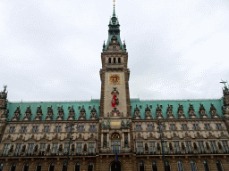hamburg_1_129 - 287 kb - 1024x768 - Facade of the City Hall, viewed from the Rathausmarkt square Facade of the City Hall, viewed from the Rathausmarkt square