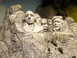 hamburg_1_181 - 399 kb - 1024x768 - Scale model of Mount Rushmore at the USA section of Miniatur Wunderland Scale model of Mount Rushmore at the USA section of Miniatur Wunderland