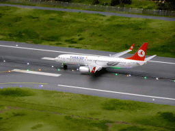 hamburg_1_240 - 268 kb - 1024x768 - Scale model of an airplane at the fictional Knuffingen Airport at the Knuffingen section of Miniatur Wunderland Scale model of an airplane at the fictional Knuffingen Airport at the Knuffingen section of Miniatur Wunderland