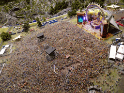 hamburg_1_258 - 573 kb - 1024x768 - Scale model of the DJ Bobo Open Air concert at the Switzerland section of Miniatur Wunderland Scale model of the DJ Bobo Open Air concert at the Switzerland section of Miniatur Wunderland