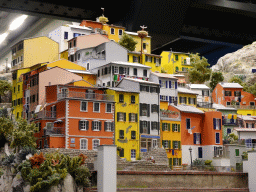 hamburg_1_277 - 381 kb - 1024x768 - Scale model of buildings at Riomaggiore at the Italy section of Miniatur Wunderland Scale model of buildings at Riomaggiore at the Italy section of Miniatur Wunderland