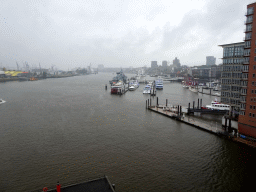 hamburg_1_309 - 233 kb - 1024x768 - Boats in the Elbe river, the Niederhafen harbour and the St. Pauli Piers, viewed from the viewing window of the Elbphilharmonie concert hall Boats in the Elbe river, the Niederhafen harbour and the St. Pauli Piers, viewed from the viewing window of the Elbphilharmonie concert hall