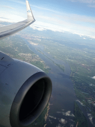 hamburg_1_442 - 220 kb - 768x1024 - The Elbe river with the islands Lühesand, Hanskalbsand and Neßsand, the town of Wedel and the city of Hamburg, viewed from the airplane to Amsterdam The Elbe river with the islands Lühesand, Hanskalbsand and Neßsand, the town of Wedel and the city of Hamburg, viewed from the airplane to Amsterdam