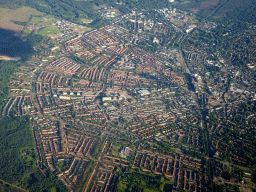 hamburg_1_450 - 544 kb - 1024x768 - The east side of the city of Hilversum, viewed from the airplane to Amsterdam The east side of the city of Hilversum, viewed from the airplane to Amsterdam