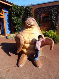 Max with a Walrus statue at the Dolfinarium Harderwijk