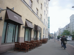 Miaomiao`s colleagues in front of the Helka Hotel at the Runebergsgatan street