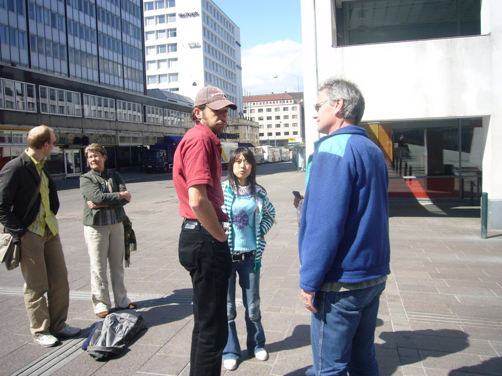 Miaomiao`s colleagues at the crossing of the Fredrikinkatu street and the Salomonkatu street