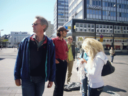 Miaomiao`s colleagues at the crossing of the Fredrikinkatu street and the Salomonkatu street